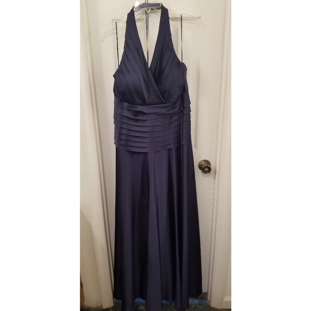JS Collections Navy Gown